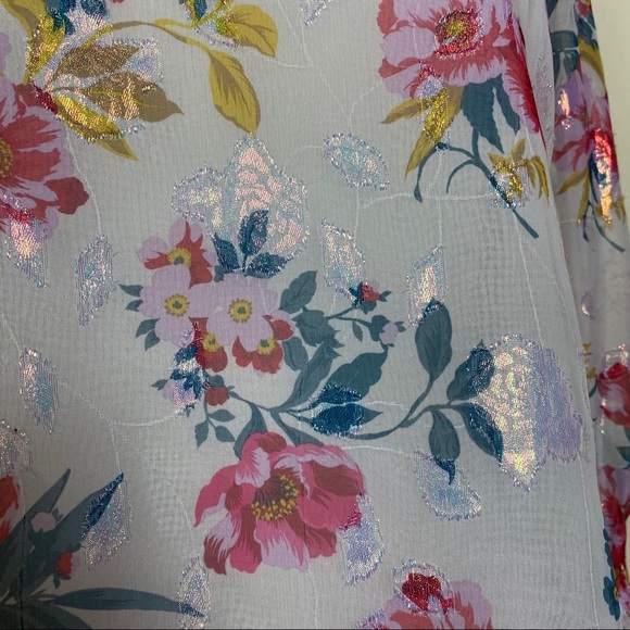 LOFT Floral Metallic Poet Ruffle Sleeve Blouse XSP - Picture 13 of 13